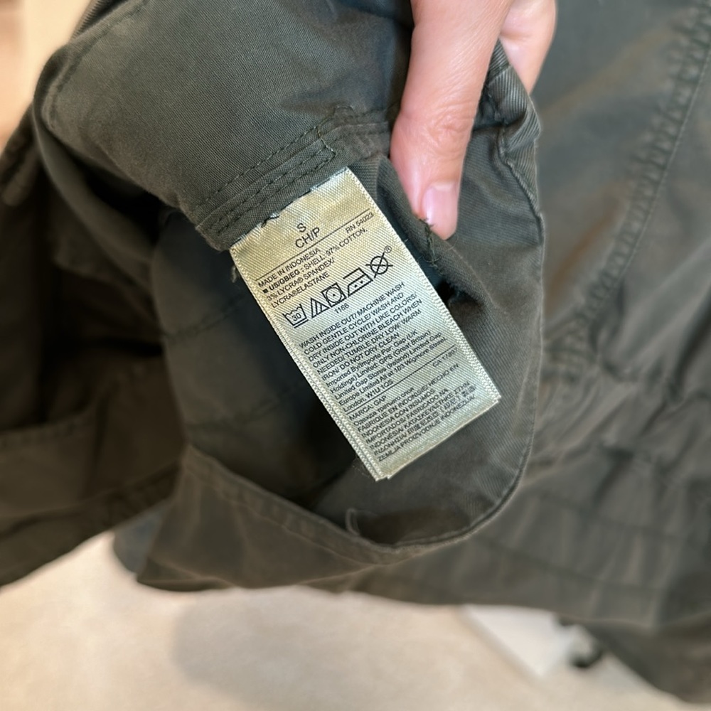 Gap Jacket - Picture 11 of 11